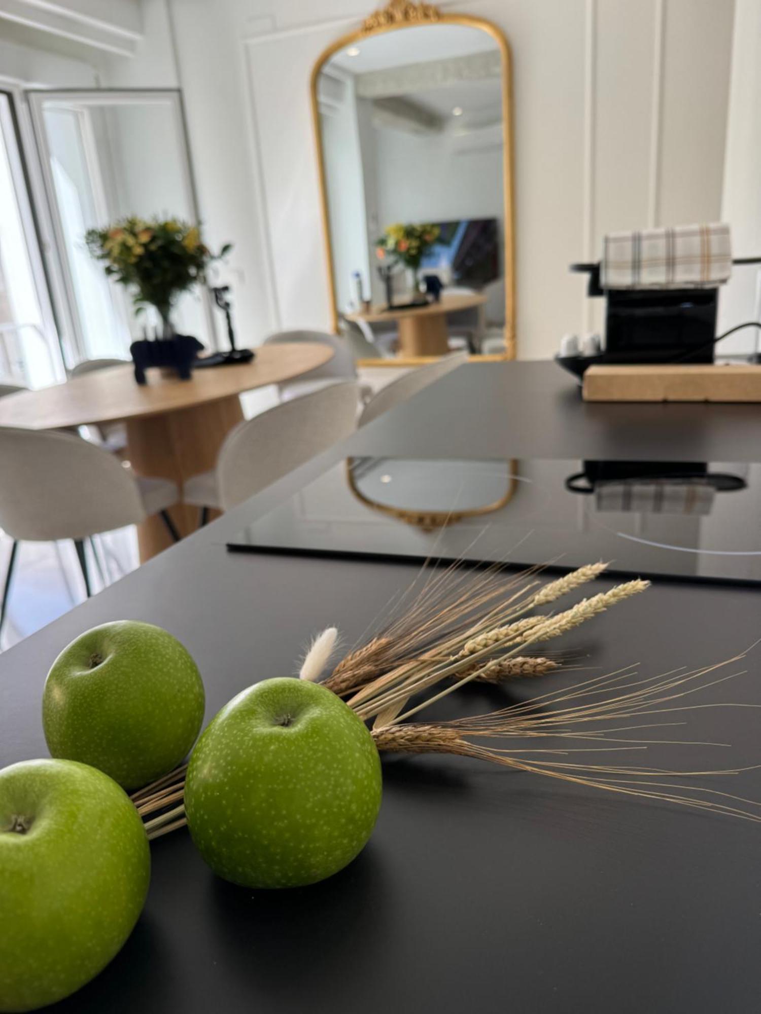 Navas 202 Elegant Suite Granada Dış mekan fotoğraf
